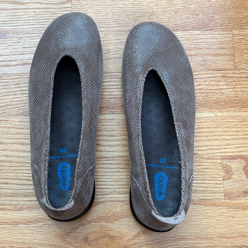 Wolky 359 Taupe Snakeskin Embossed Ballet Flats Comfort Size EU 39 US 8-8.5